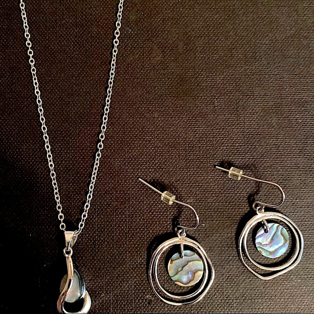 Silver Necklace & Earrings set